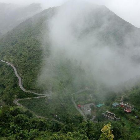 Icebergs Mussoorie - A Boutique Stay And 24 Hrs Roof Top Cafe Eksteriør billede