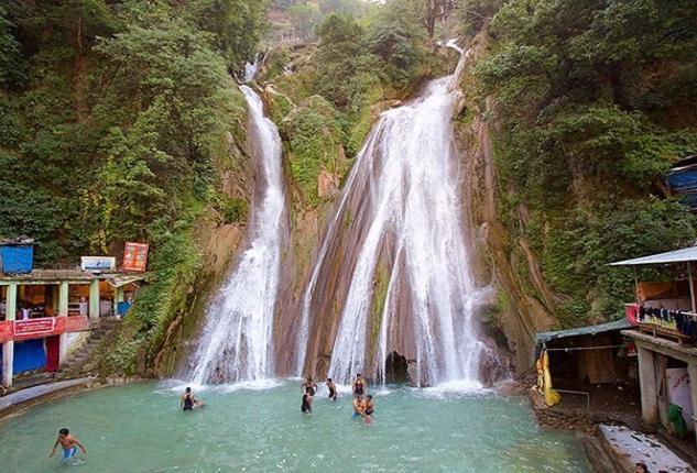Icebergs Mussoorie - A Boutique Stay And 24 Hrs Roof Top Cafe Eksteriør billede
