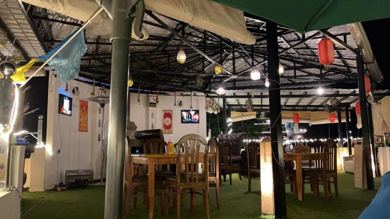 Icebergs Mussoorie - A Boutique Stay And 24 Hrs Roof Top Cafe Eksteriør billede